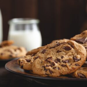 CHOCOLATE CHIP COOKIE